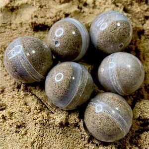 Gem Reveal Mystery Capsules! 💎 - (5 Total)